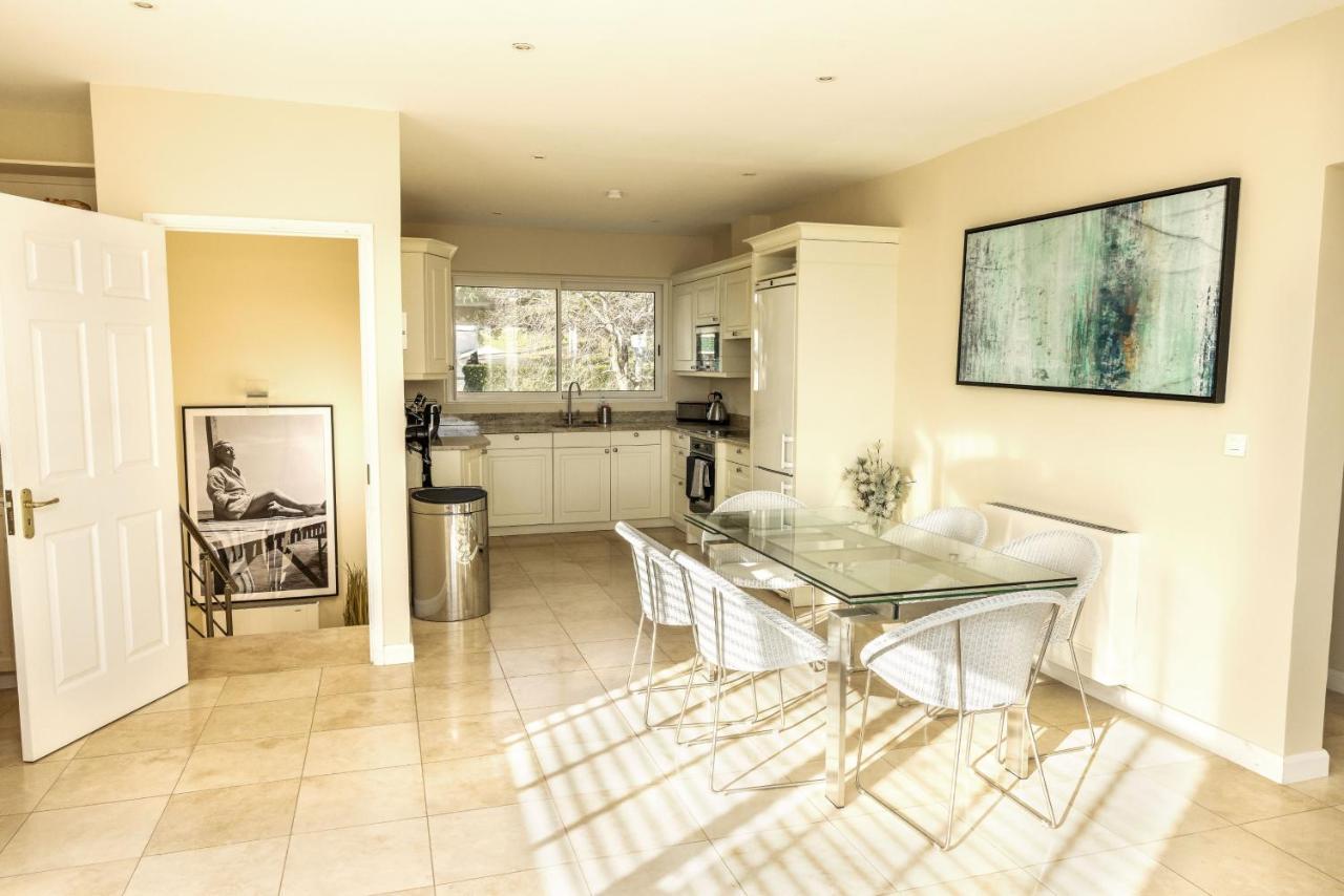 Villa Montfleuri, Vieille Ville A Pieds, Vue Mer, Piscine, 8 Pers 圣马克西姆 外观 照片